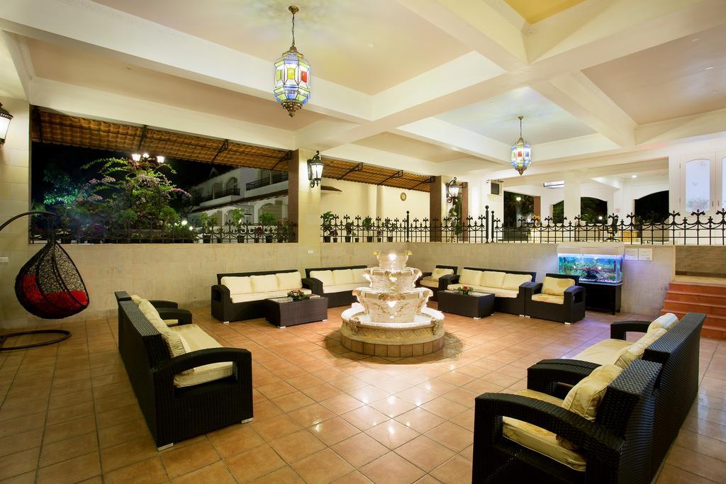 Villa San Lawrenz Лонавала Экстерьер фото