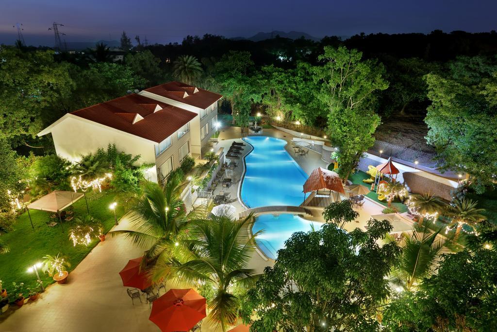 Villa San Lawrenz Лонавала Экстерьер фото